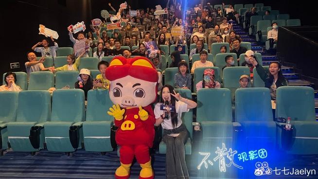 久久久网精品的相关介绍