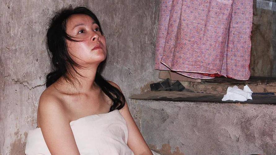 18女破处的相关介绍