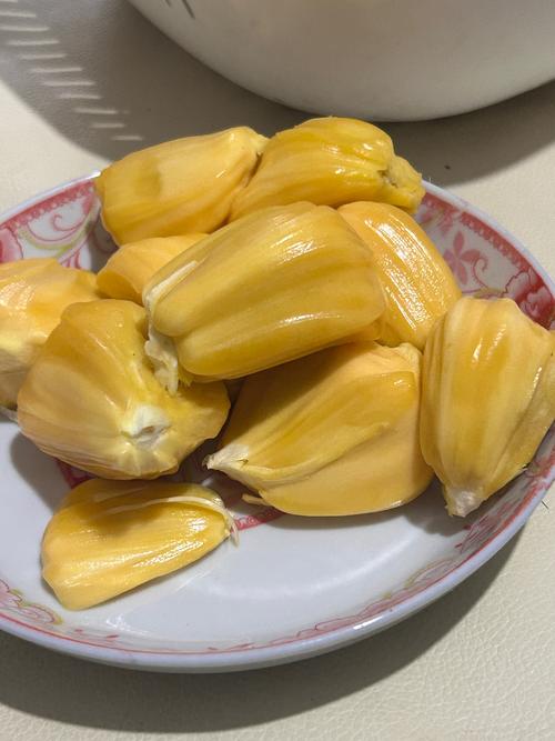 射入人妻娇嫩的花心的相关介绍