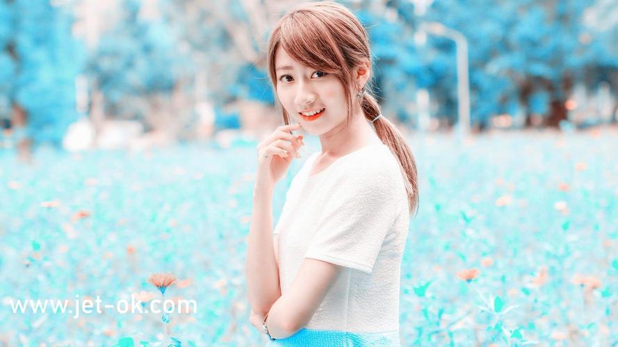 丰满人妻按摩电影的相关介绍