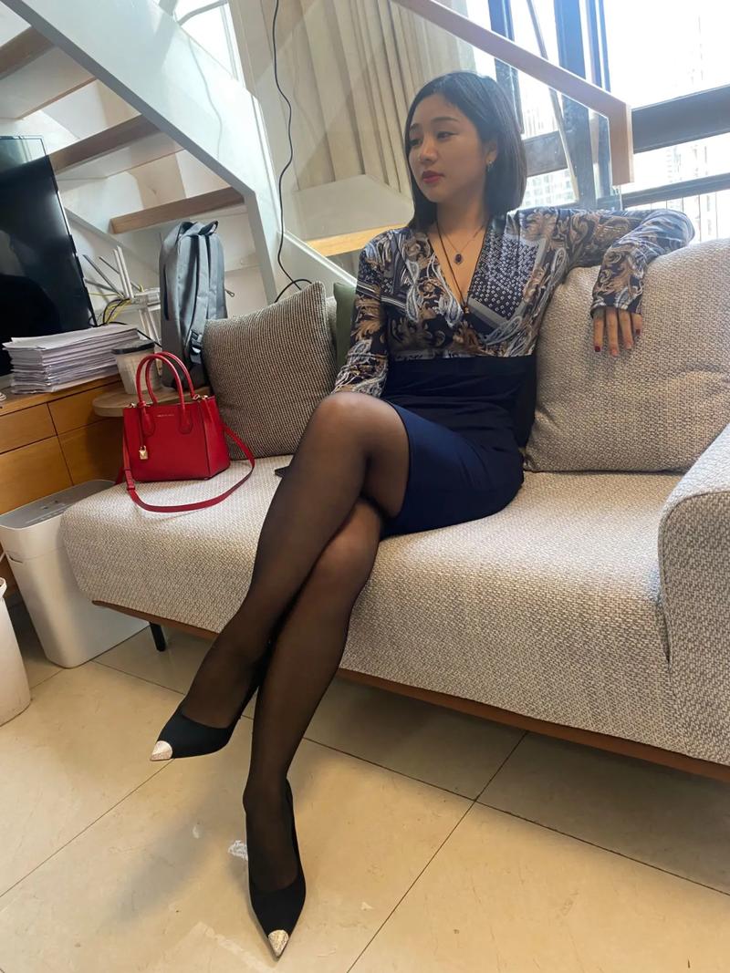 亚洲激情电影久久的相关介绍