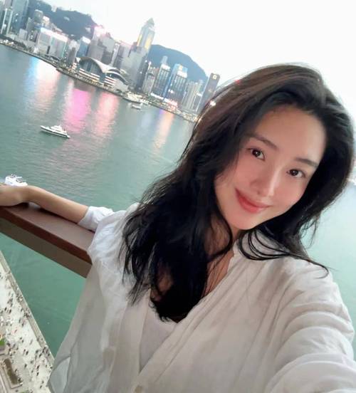 中国性感女人一级黄色录像的相关介绍