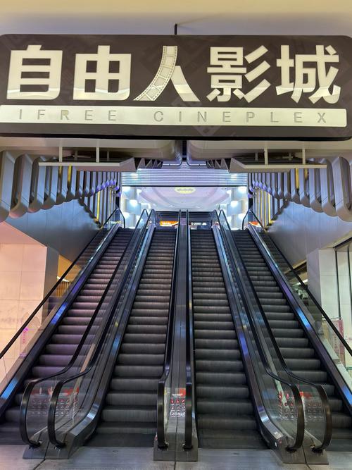 按摩裸体的相关介绍