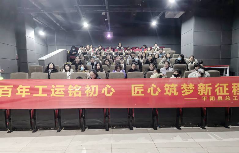 女性下面总是有黄色分泌物的相关介绍