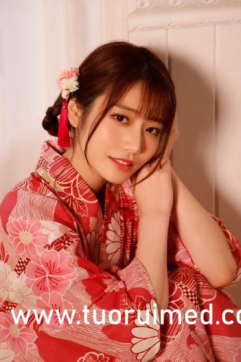 我操了美女老师的相关介绍