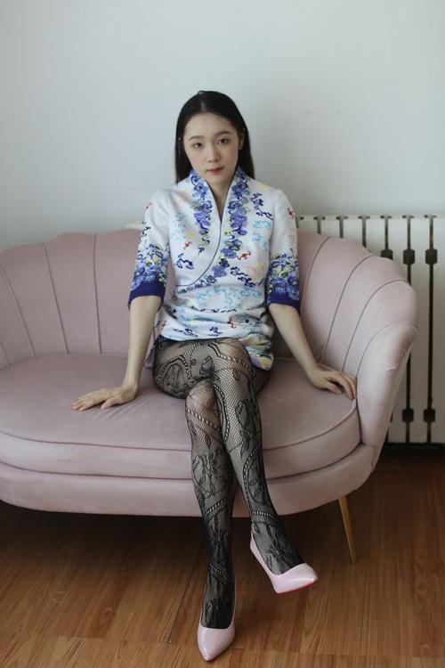 国产女人18毛片水真多14的相关介绍