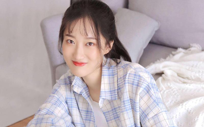女人裤头上有黄色分泌物是怎么回事的相关介绍