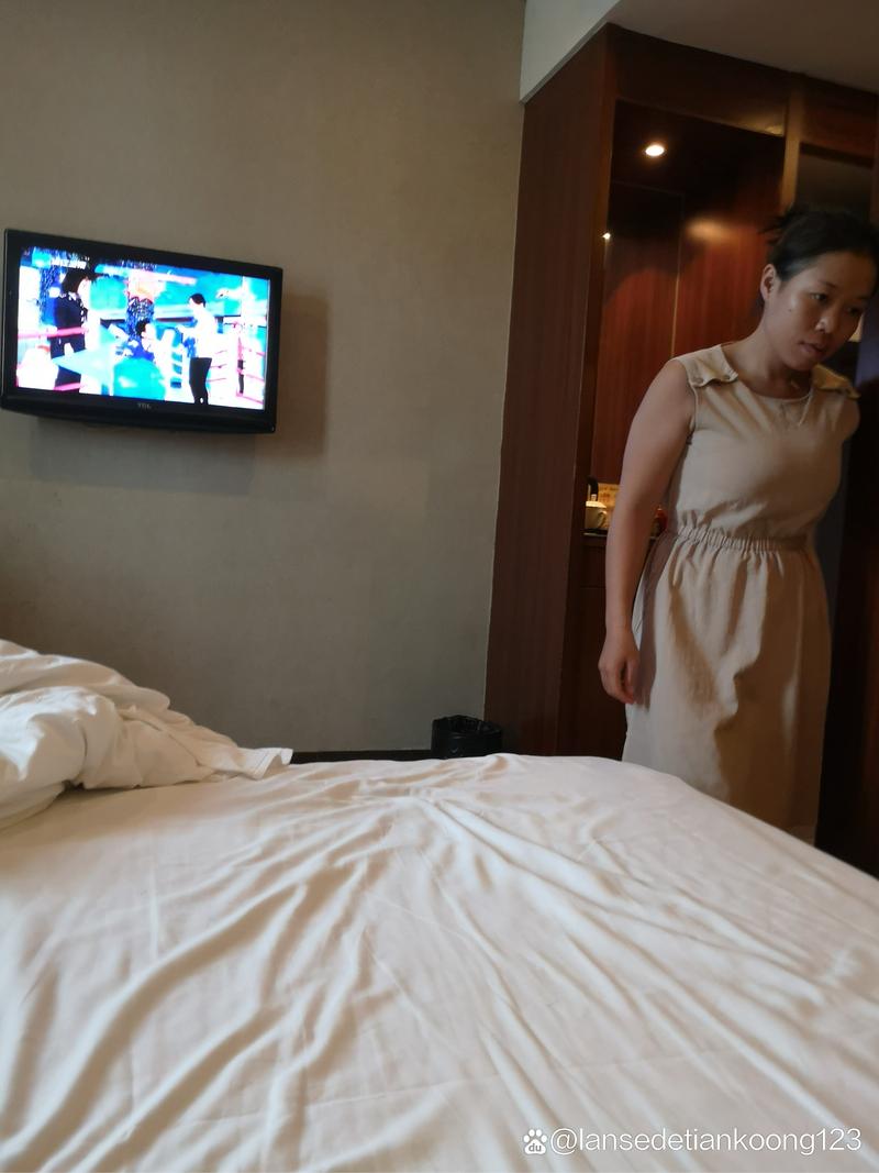 性感美女被狂插的相关介绍