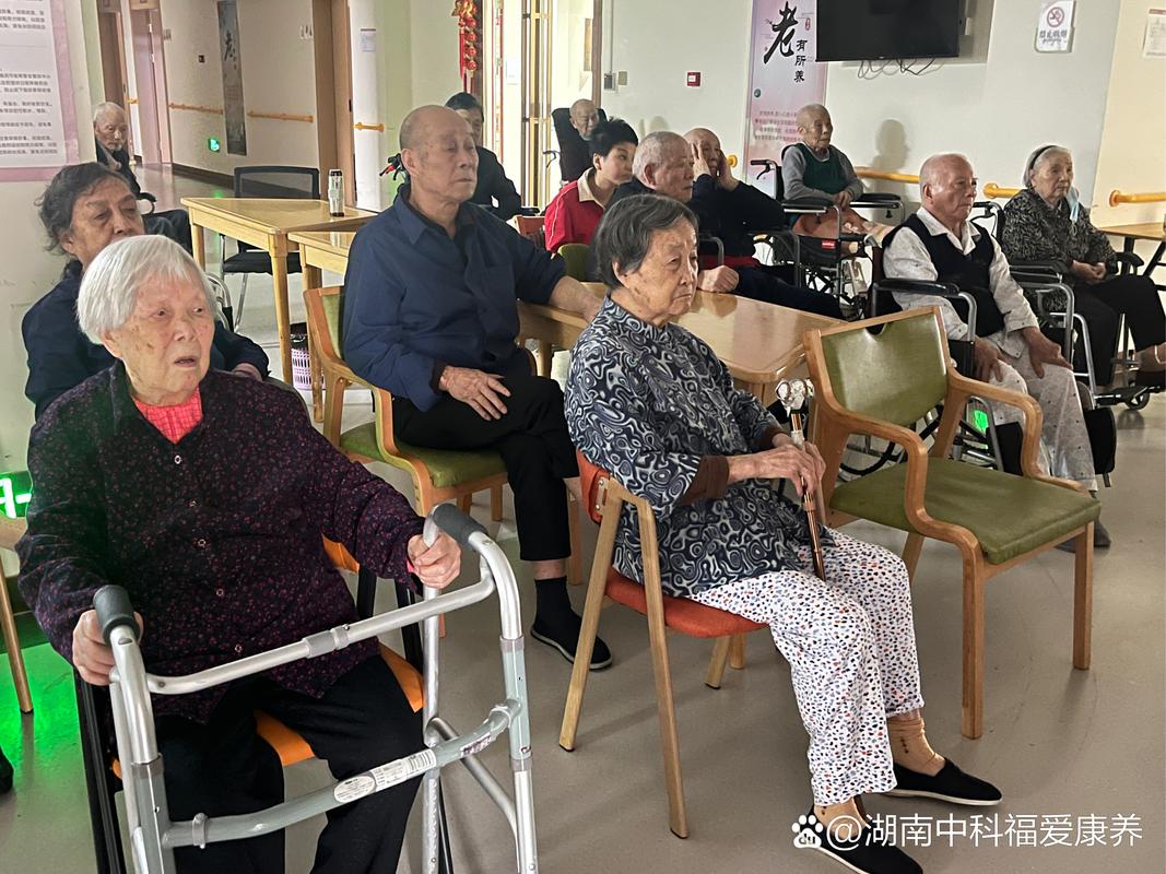动漫美女被强操的相关介绍