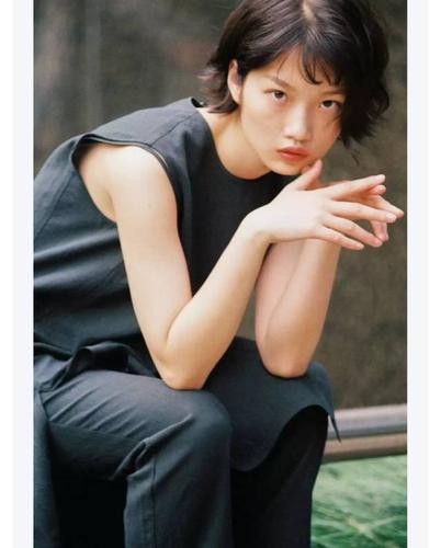女生下面有黄色的分泌物的相关介绍