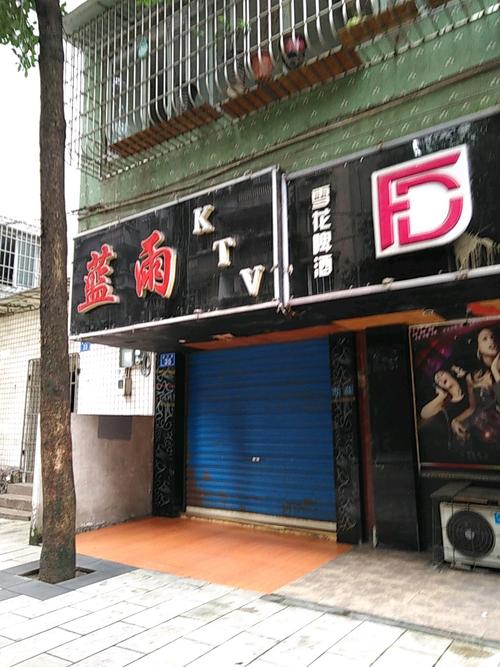老湿机影院在线观看的相关介绍