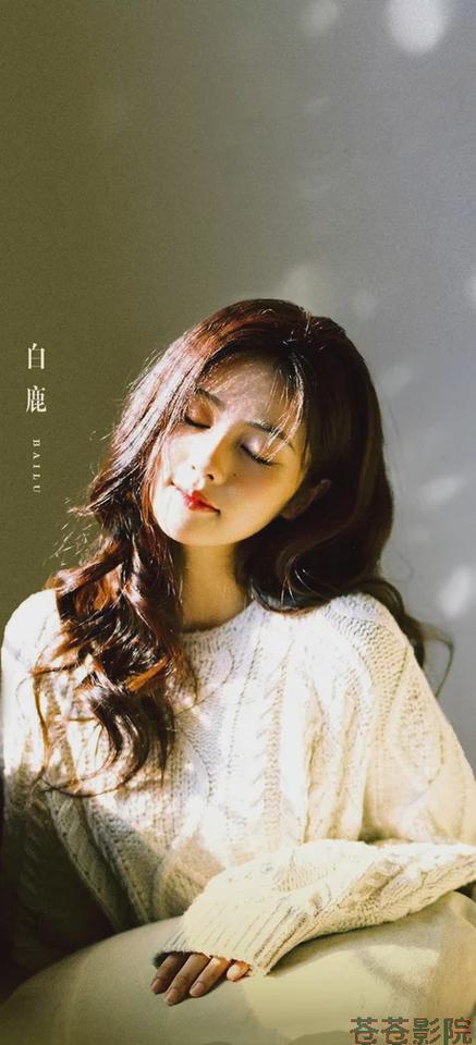 亚洲少妇第一时尚穿搭指南：2025年春季优雅与性感并存的潮流单品推荐