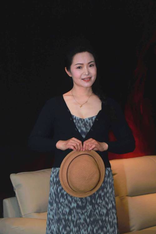 天天射天天插少妇高潮av的相关介绍