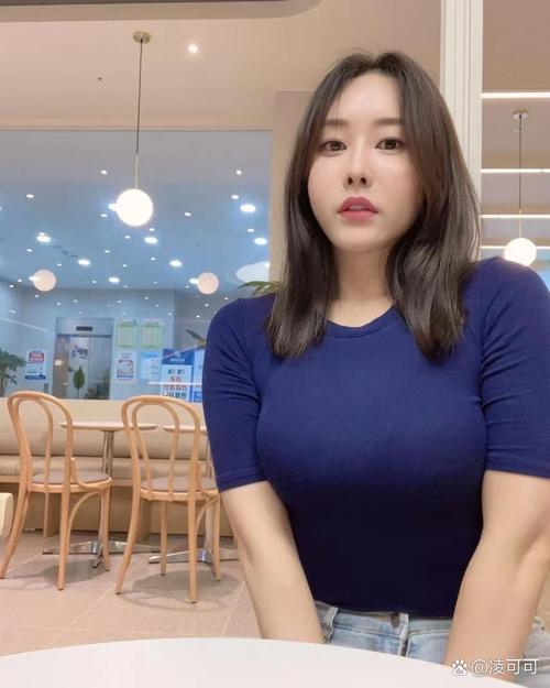 根据您的需求，生成的SEO标题如下：

**亚洲少妇日韩穿搭指南 | 时尚搭配技巧 | 日常造型灵感**