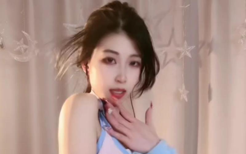 黄情动漫的相关介绍
