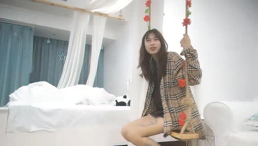 色黑丝av的相关介绍