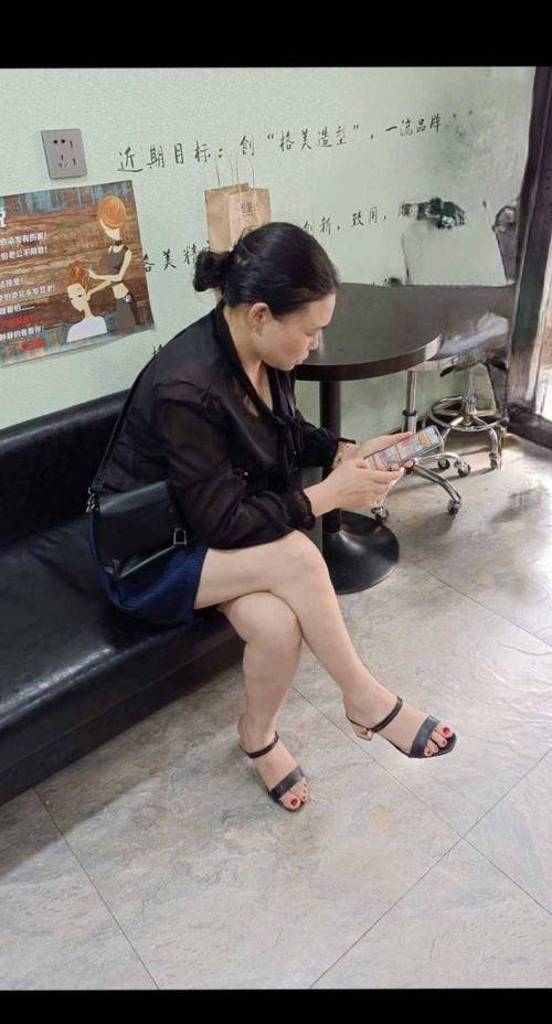 女人18免费的相关介绍