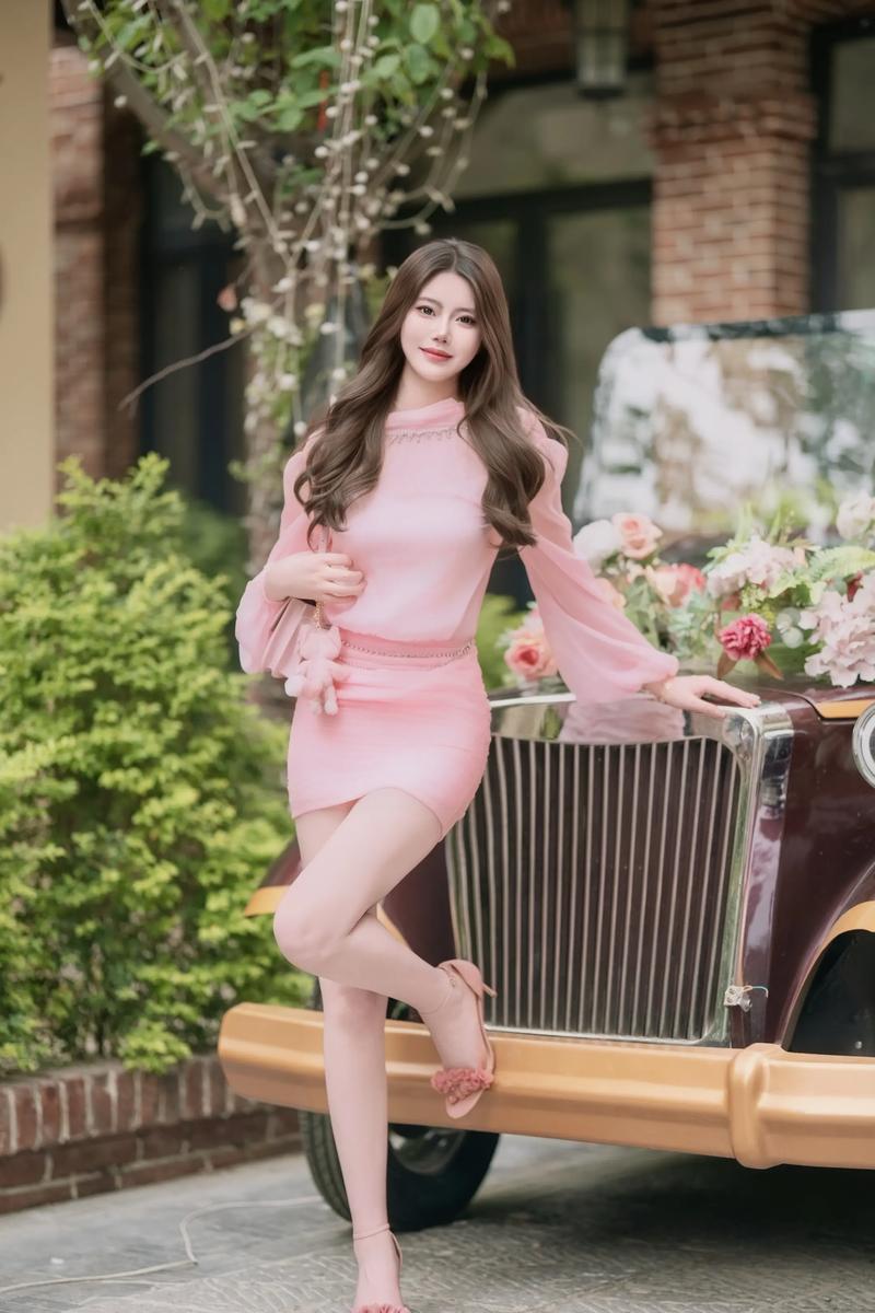 大乳秘书诱惑的相关介绍