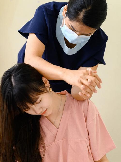 秘书巨好爽好大乳啪啪的相关介绍