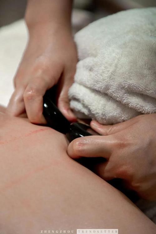 裸体乳房按摩的相关介绍