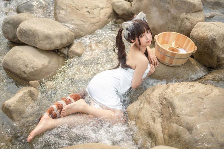 第一页激情图片欧美的相关介绍