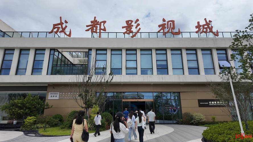 动漫美女被奸的相关介绍