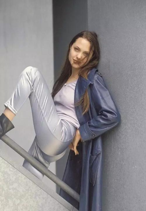 欧美熟妇乱大交xxxxx的相关介绍