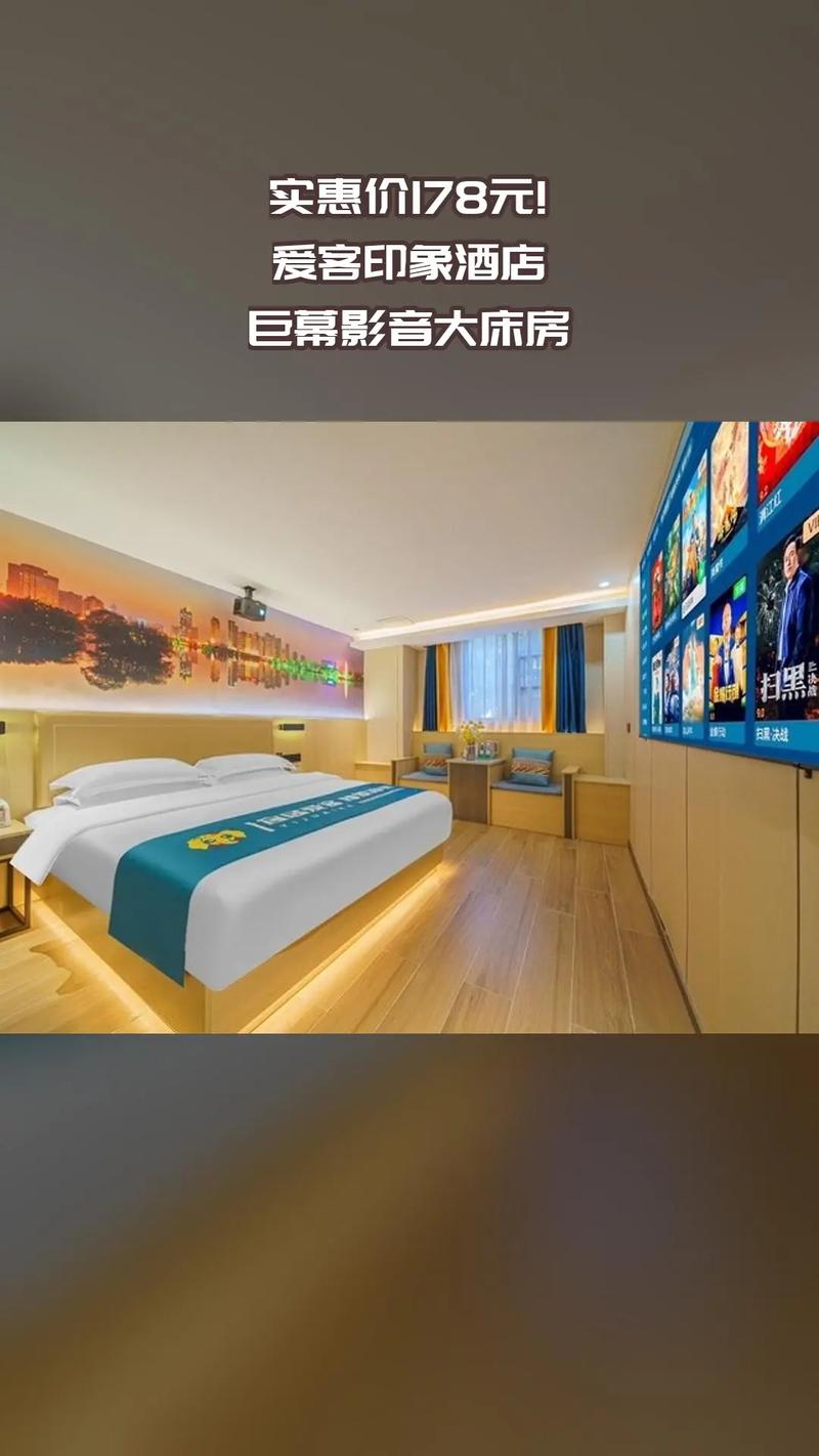 亚洲自由成熟少妇的独立生活美学与情感智慧｜长尾关键词：熟龄女性自我成长、自由职业妈妈日常、亚洲中年女性时尚穿搭