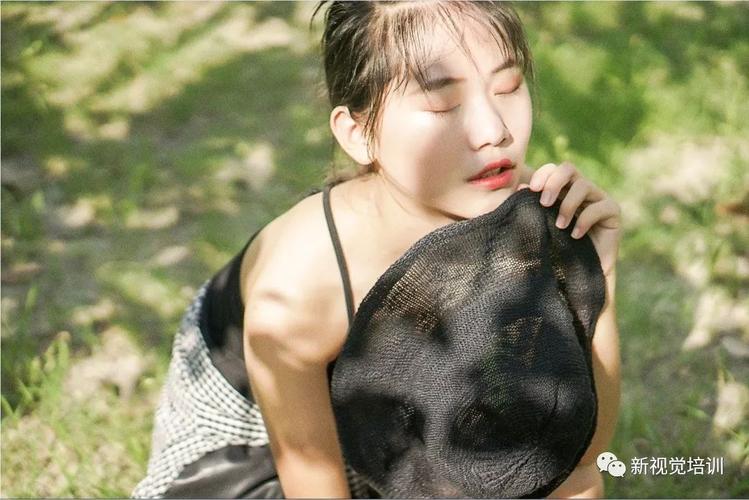 久久久久亚洲精品男人的天堂的相关介绍