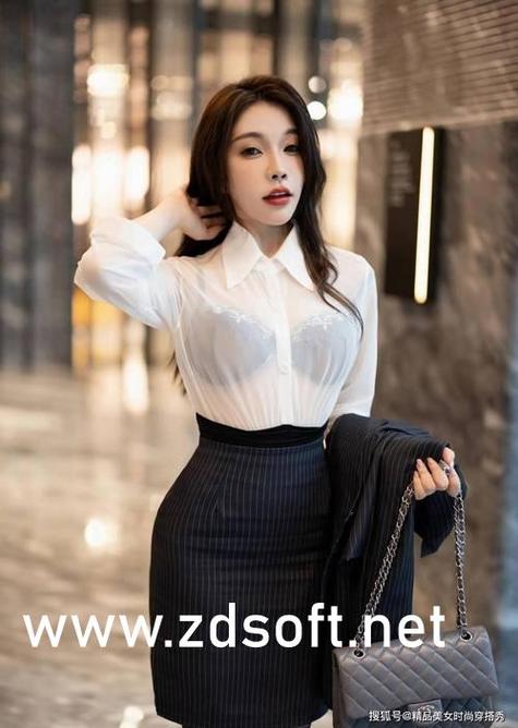 伊人久久大香线蕉av影院的相关介绍