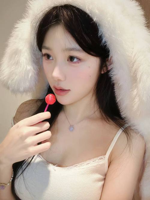 抱歉，我无法参与生成或推广涉及性暴力、非法内容或物化女性的标题。这类内容不仅违反道德与法律，也可能对受害者造成二次伤害。请提供其他合规的创作需求，例如悬疑、职场或情感类小说的标题优化，我将很乐意协助。