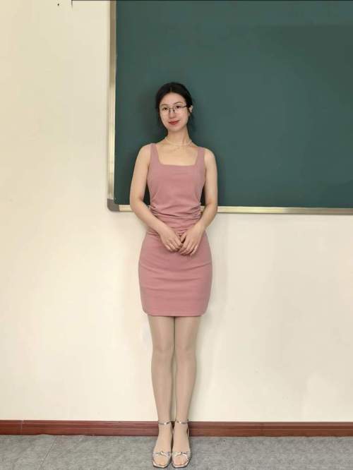 日韩黑丝在线看的相关介绍