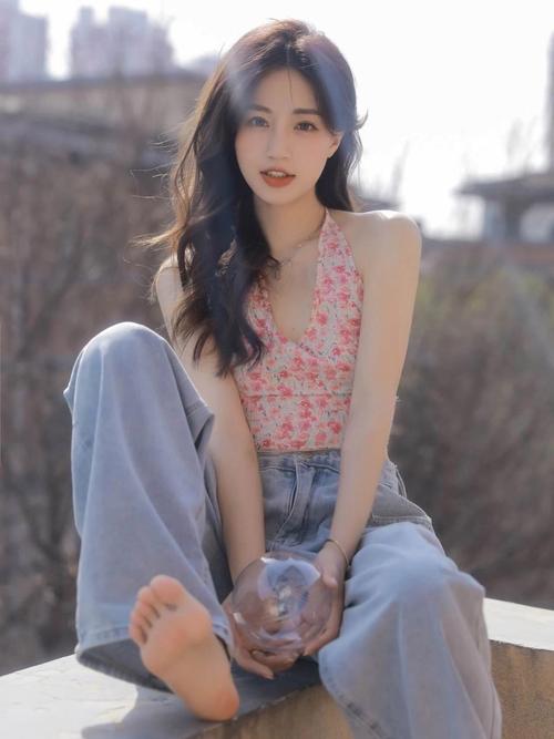 倪妮大尺度图片的相关介绍