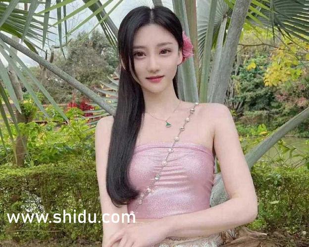 操美女 白浆的相关介绍